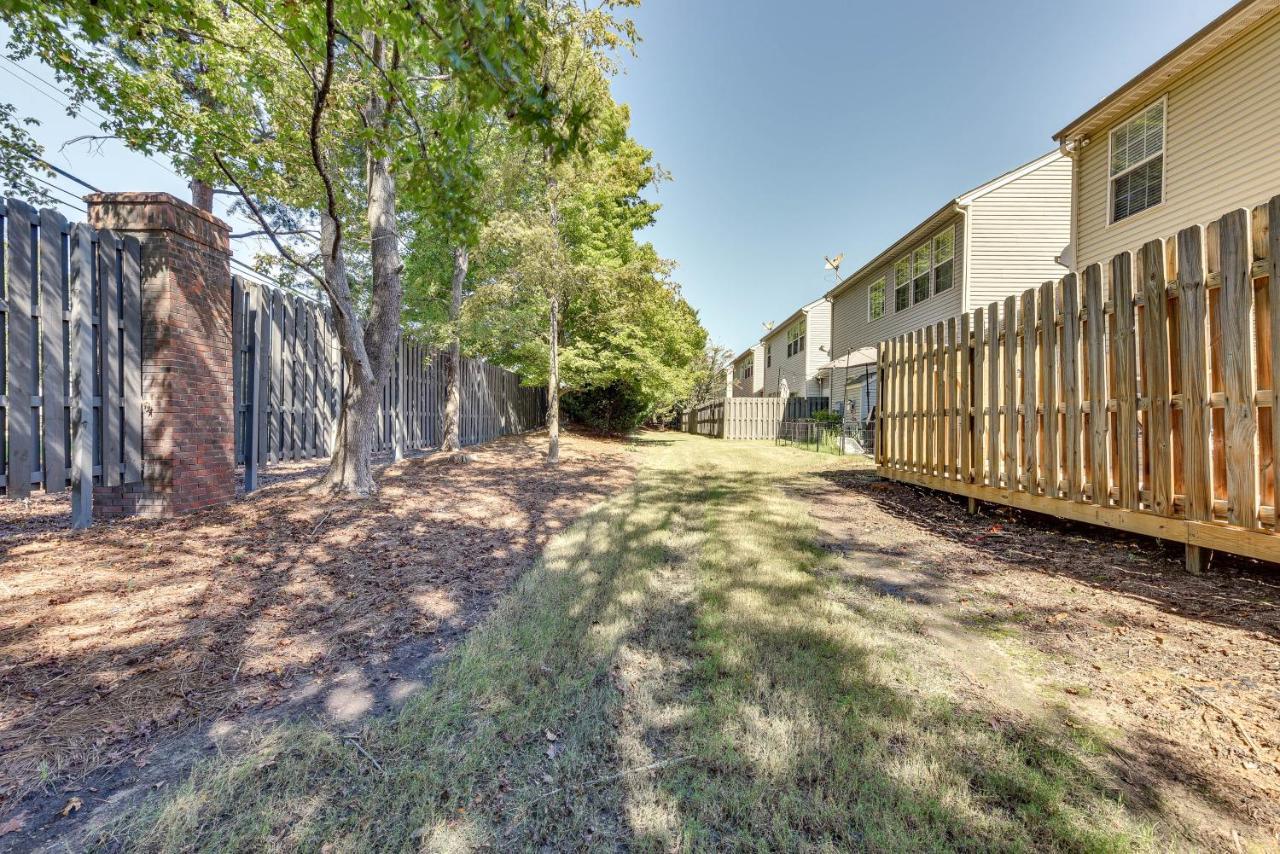 Townhome With Deck 18 Mi To Downtown! *